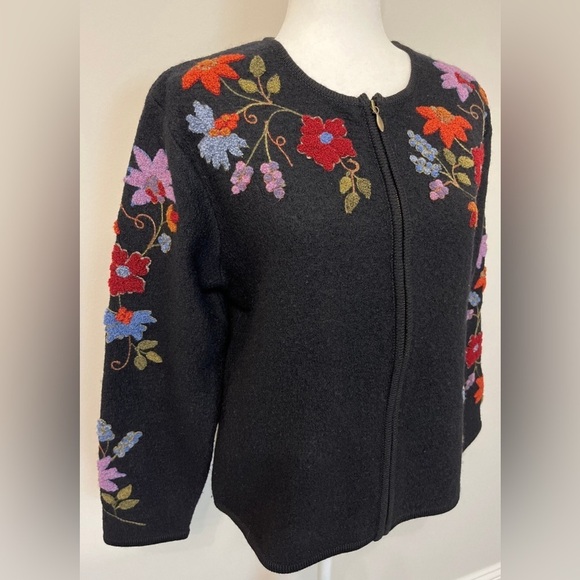 Vintage Talbots black floral embroidered cardigan - Picture 1 of 10
